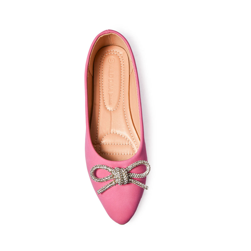 Wild Diva Womens Classic Pointy Toe Faux Leather Rhinestone Bow Flats